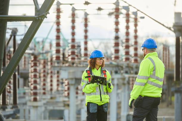Best Local Electrician Companies  in Urbandale, IA